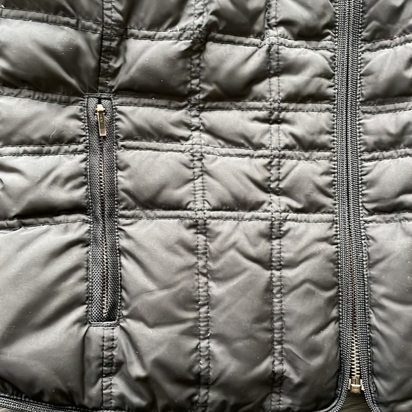 SzL Eddie Bauer Black Quilted Goose Down Vest VGUC - Picture 3 of 9